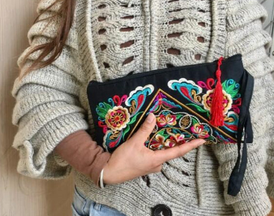 The Artisan's Bloom: Hand-Embroidered Purse