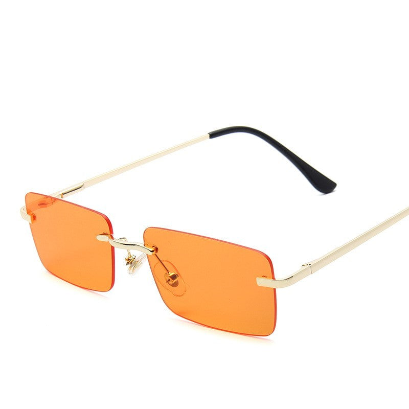 Lunettes de soleil carrées minimalistes - Chic et moderne