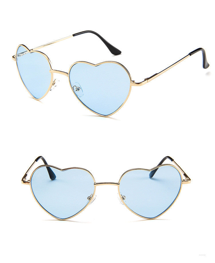 Love-Struck Heart Sunglasses - Retro Chic & Trendy