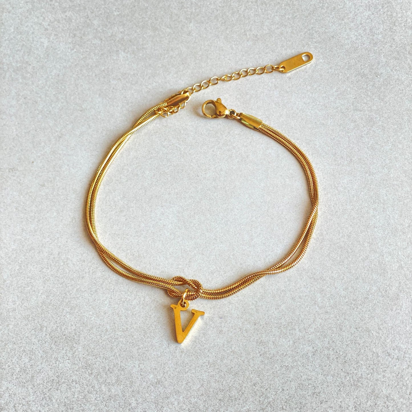 Personalized Initial Knotted Bracelet - Gold/Silver - Dainty & Elegant