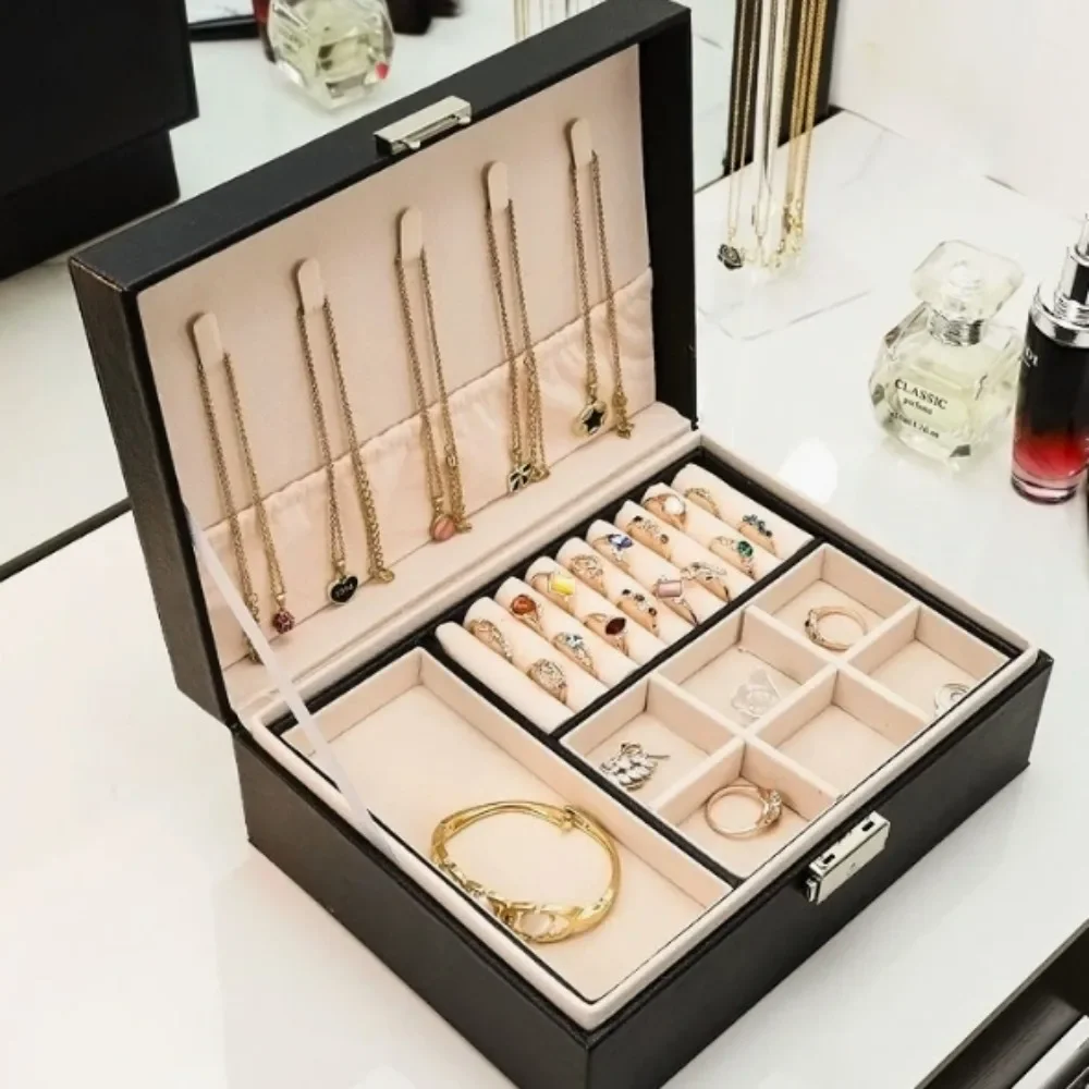 BLING BURROW Luxury Jewelry Storage Box | RAMODO JEWERY