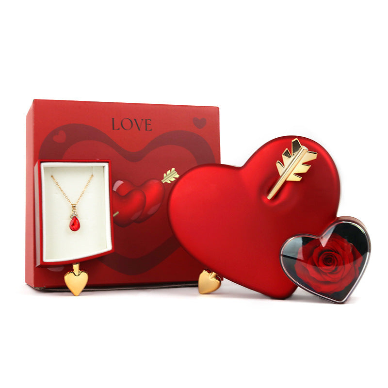 CUPID’S TARGET: Heart Shaped Preserved Rose Jewelry Box | RAMODO JEWELRY