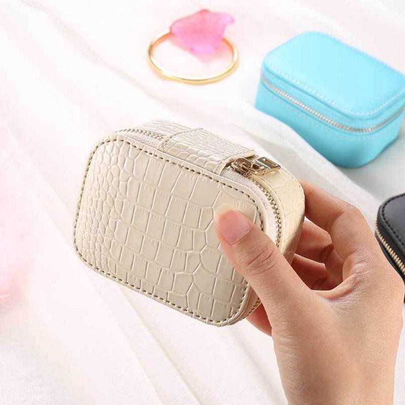 PEARL POUCH Quilted Travel Jewelry Case with Zipper  RAMODO JEWELRY