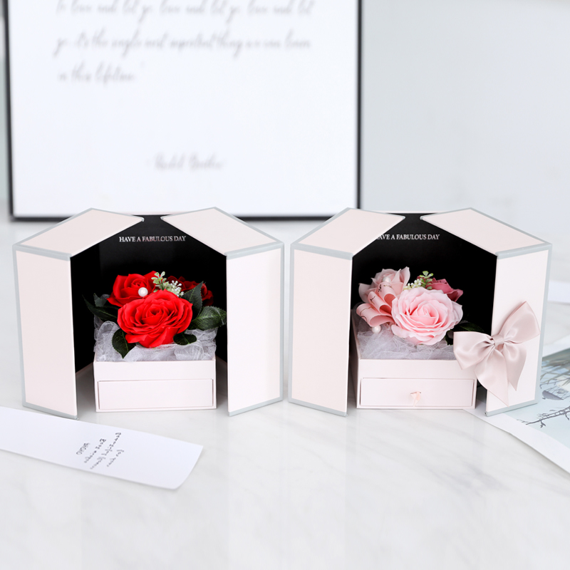 ROSEY Eternal Rose Gift Box | RAMODO JEWELRY
