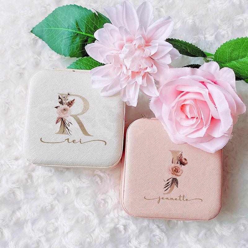 ZIP & KEEP Personalized Travel Jewelry Case | RAMODO JEWELRY