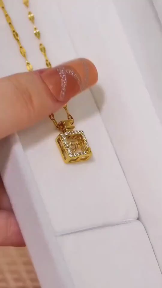 ESSENCE OF AMOUR Zircon Perfume Bottle Necklace Video 3